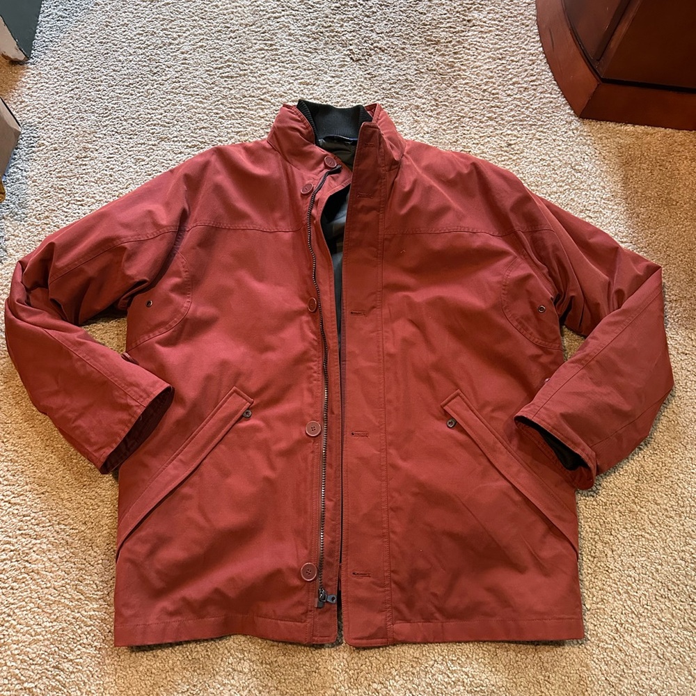Like New- Men’s roundtree and yorke winter jacket coat Large removeable lining